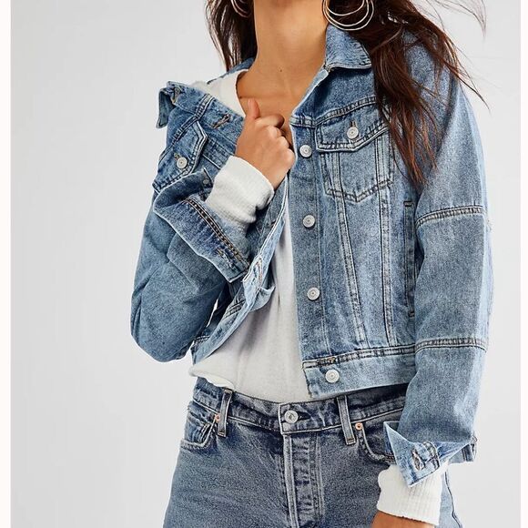 We the Free Rumors Denim Jacket- S=4-6 - Picture 9 of 10